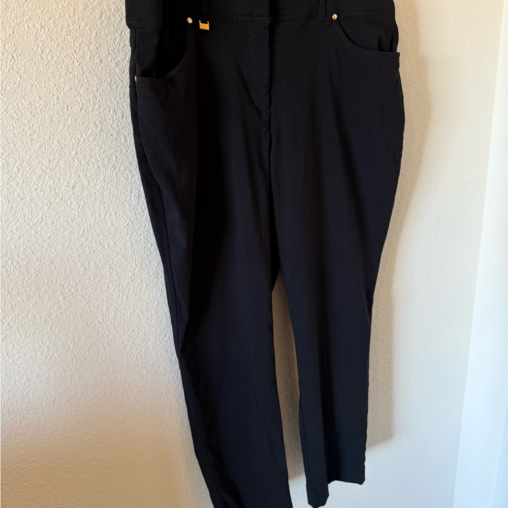 JM Collection Women's Black Ankle Pants